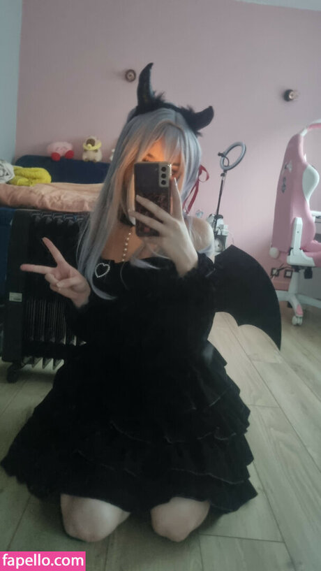 leikyu beautiful model images