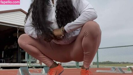 Shacarri Richardson sex star pictures