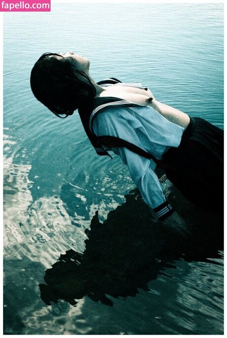 Sakisakuchi erotic model archive