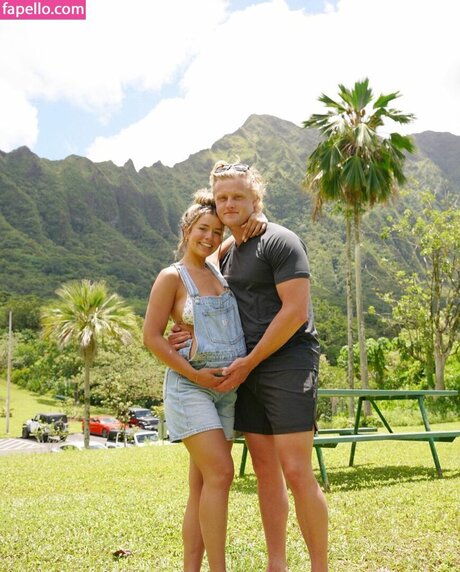 Jen Affleck nudes model pictures