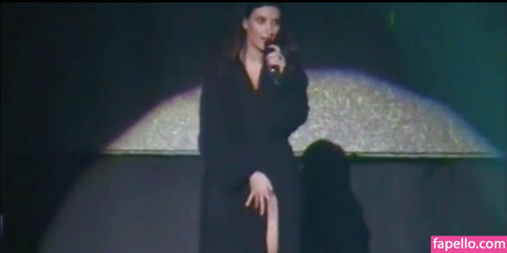 Laura Pausini adult actress galleries