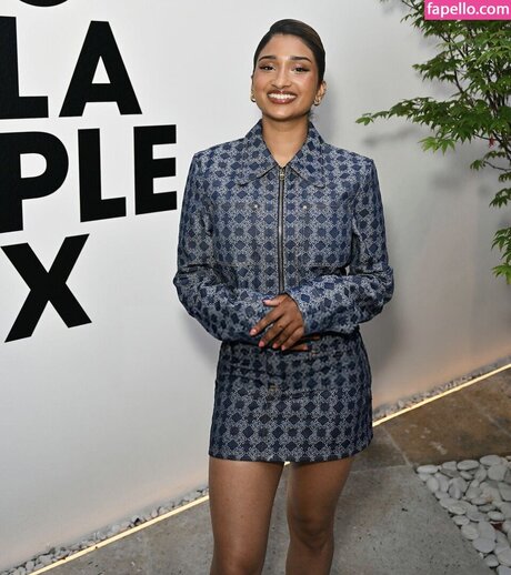 Varada Sethu hot star image