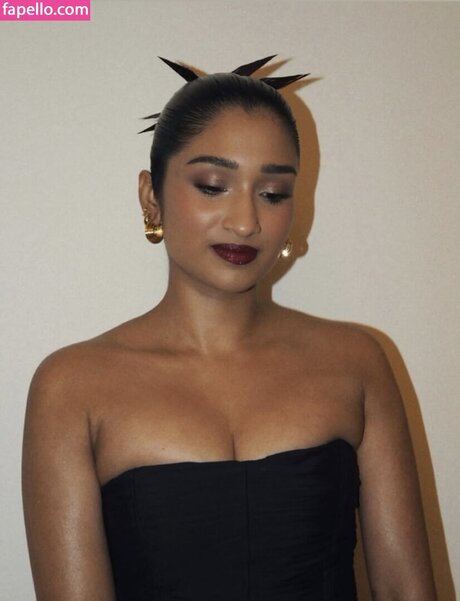 Varada Sethu star pretty gallery