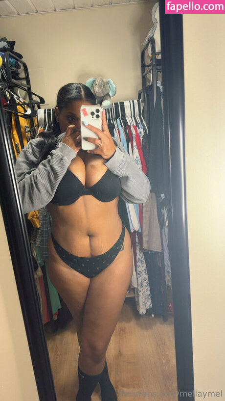 Melissatanishaa model picture