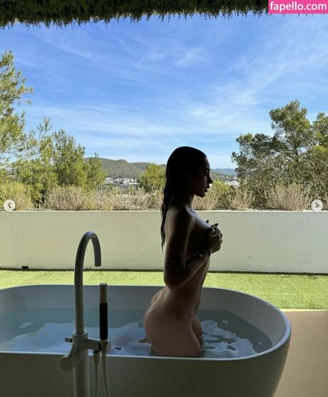 paulavidal pretty pornstar photo