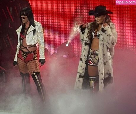 Fallon Henley star hot photos