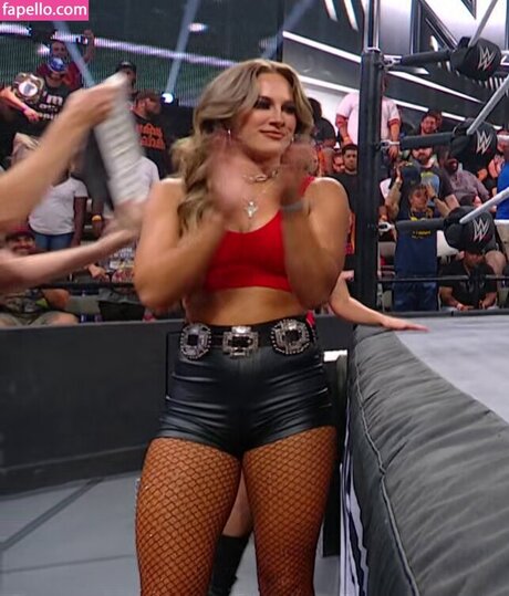 Fallon Henley naked pornstar pictures