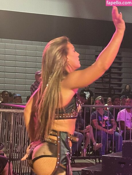 Fallon Henley star nudes img