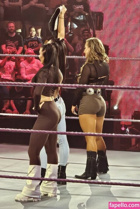 Fallon Henley pornographic model photos