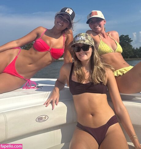 Taylor Trafton sexy actress img