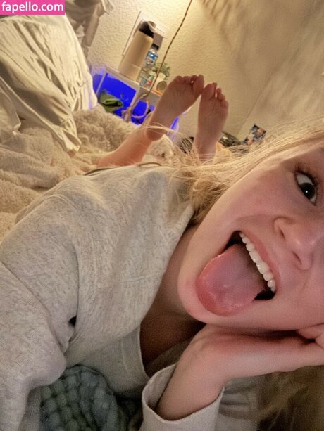 waitress onlyfans free xxx pic