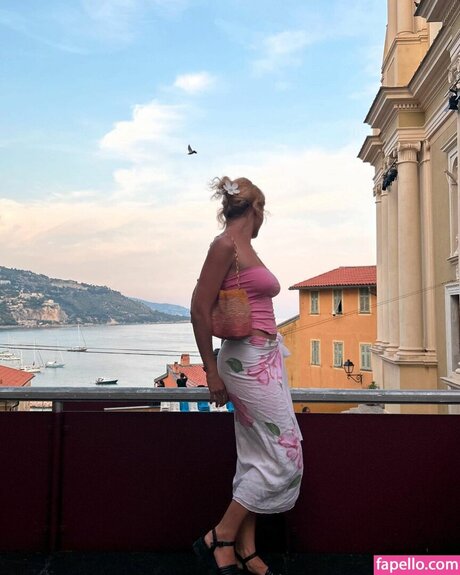 Maelle Pistoia sexy pornstar images