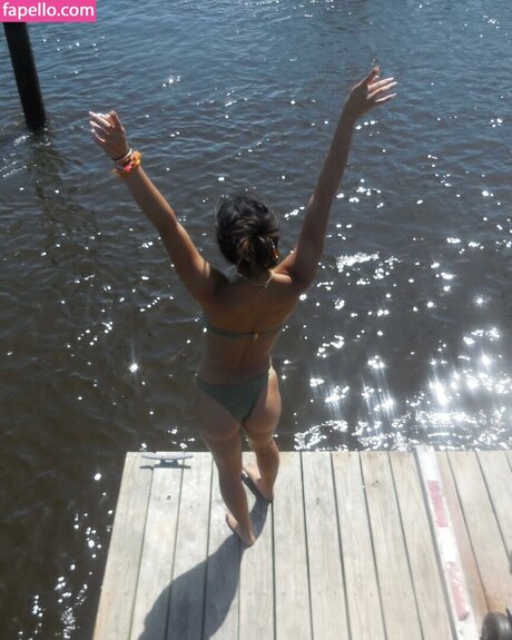 joss lotha nude model pics