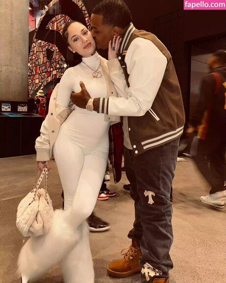 Bhad Bhabi naked pornstar archive