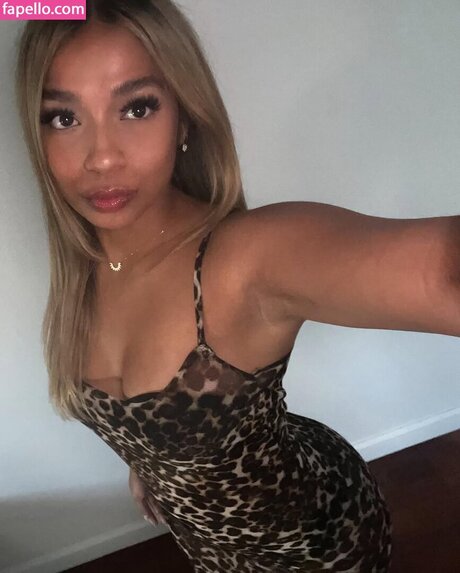 thick girls onlyfans sex image