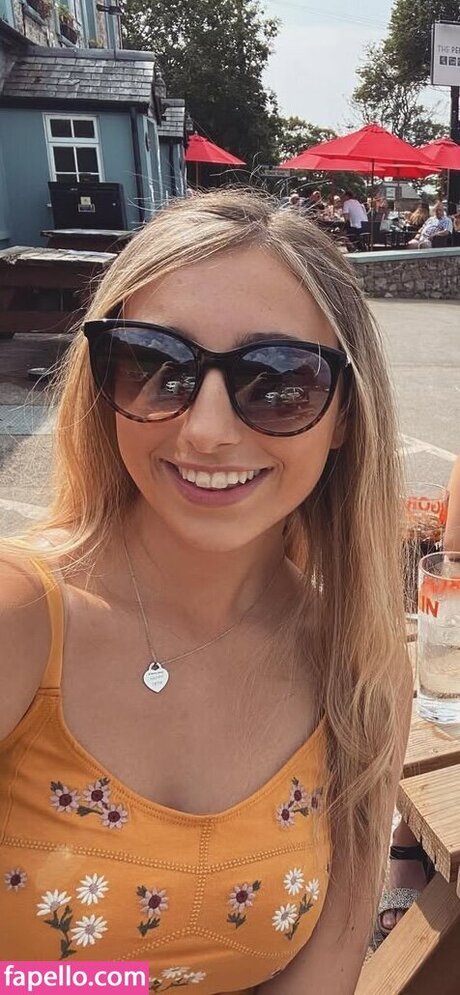 Chlo Matt adult actress image