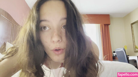 Amelia Harma star free photos