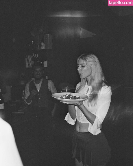 Maddie Phillips perfect star gallery