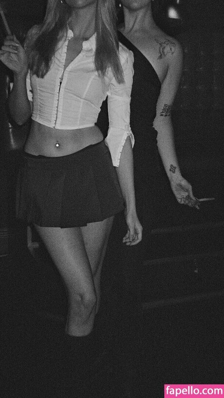 Maddie Phillips xxx model gallery