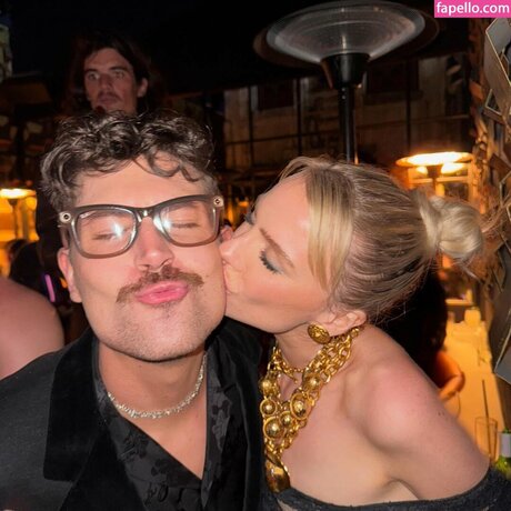 hairy pregnant onlyfans pornos photo