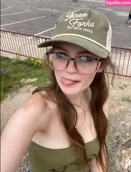 Gals O Gurk exclusive actress galleries