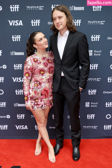 Billie Lourd pornstar sexy image