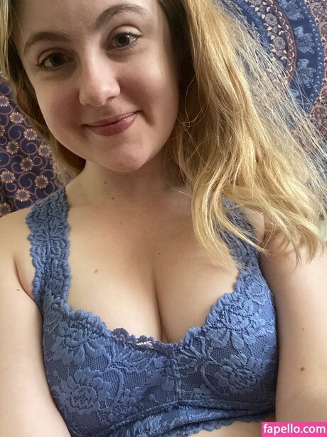 Fairy Blossom adult star pics