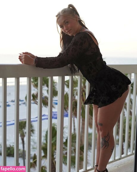 pregnant threesome onlyfans sex picture