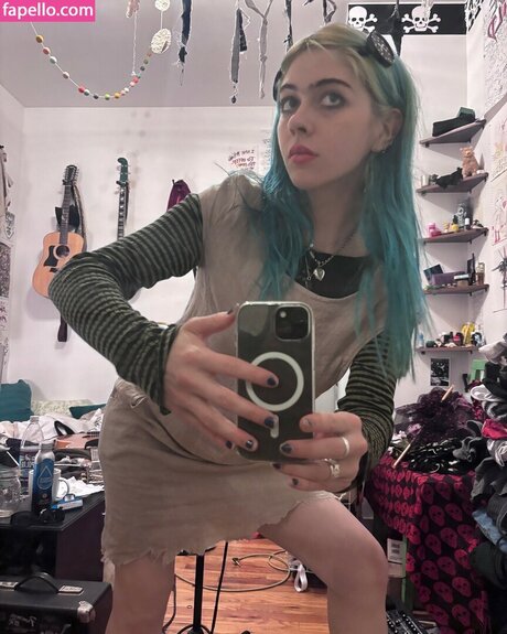 wormsheriff naked pornstar pic