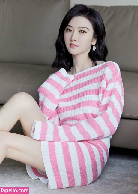 Jing Tian exclusive star picture