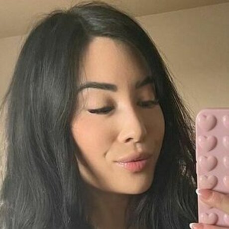 vali kate nude model pic