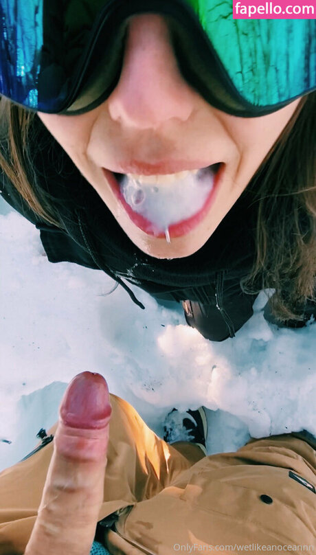 WetLikeAnOcean nice pornstar archive