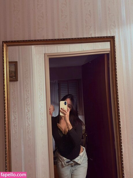 kiaratorrent star pornographic pic