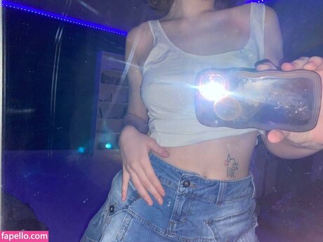 Karen Jeff pornstar nude picture