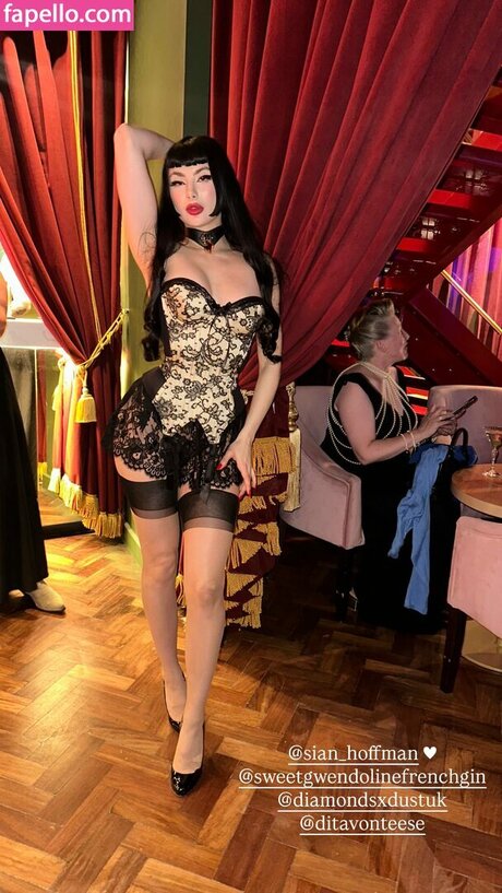 SweetSeverine beautiful model photos