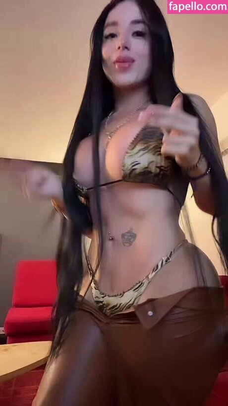 Emily Muneton nudes star gallery