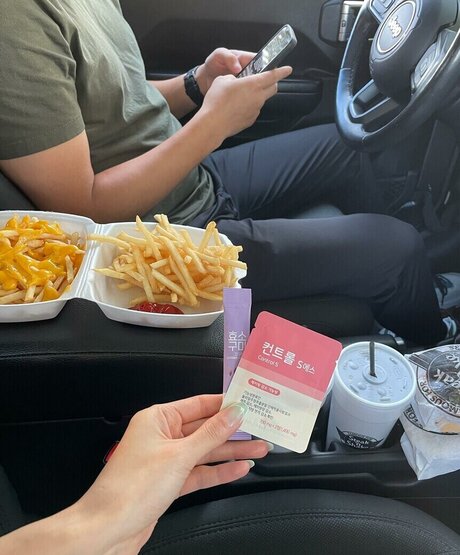 still need naked model galleries