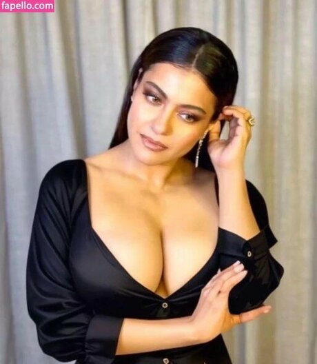 Kajol Devgn sex model pic