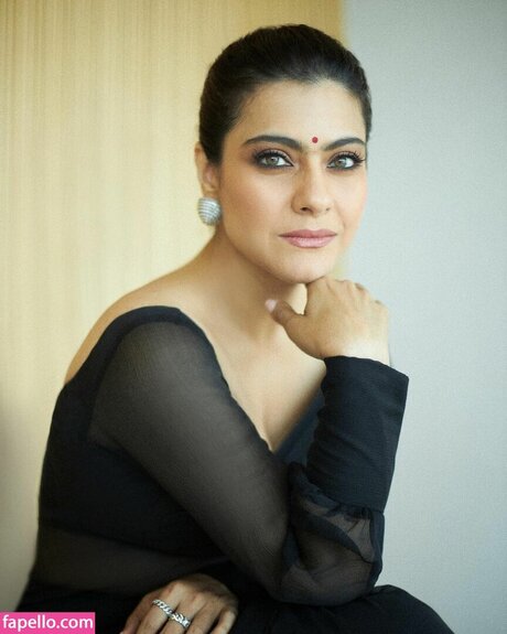 Kajol Devgn nude model pic