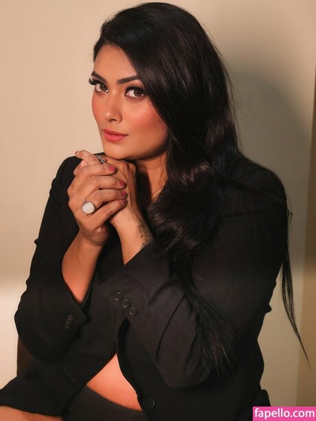 Twinkle Kapoor nudes pornstar gallery