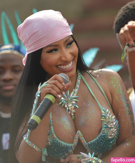 Nicki Nipples model sex pictures