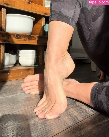 Mrs Stark pornstar sexy galleries