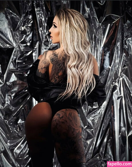 Sara Pauline star perfect pic