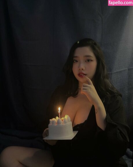 Omulet t star high quality photo