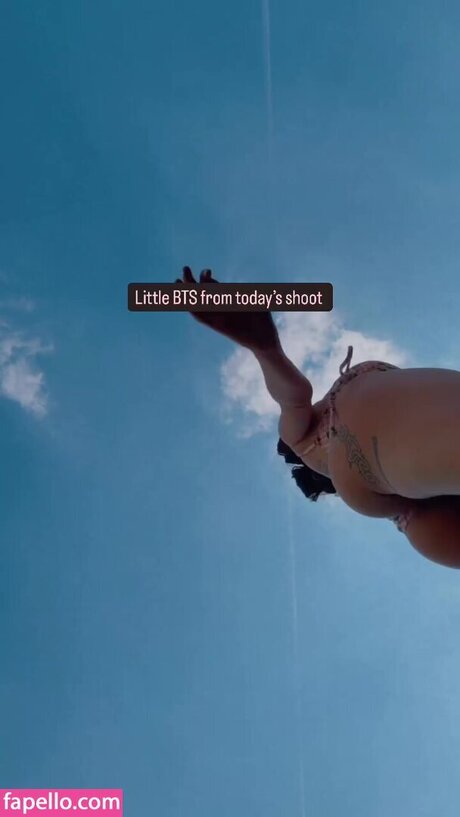 Aimey Mallon star hot pic