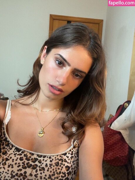 mommy onlyfans pretty image