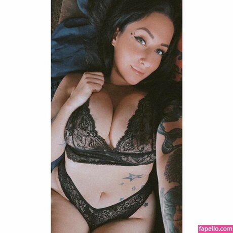 Valentina Marie model nude images