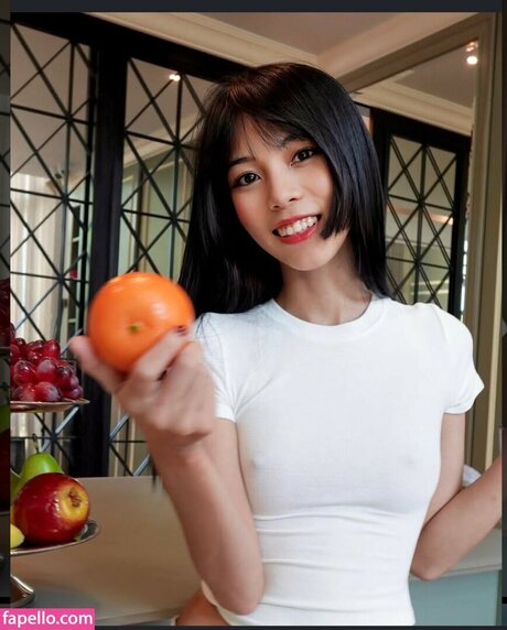 Lia Asian free pornstar pic