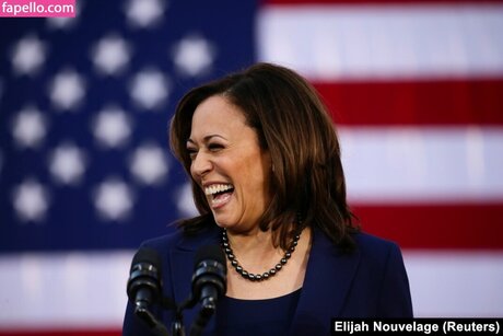 Kamala Harris high quality star photo