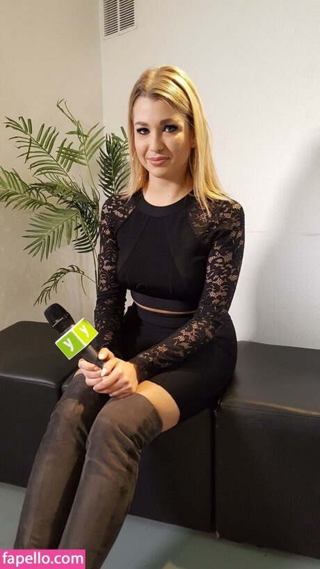 milf yoga onlyfans sexy xxx pic